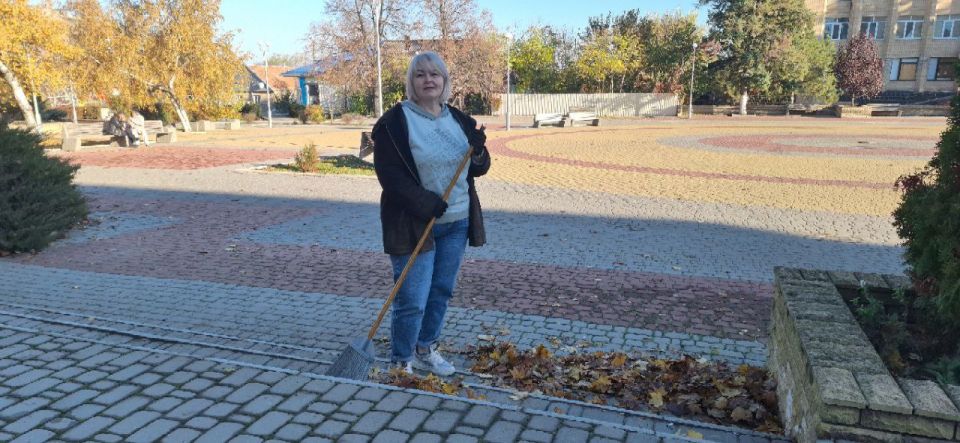 Субботник в Васильевке: Дружная команда, чистая территория!