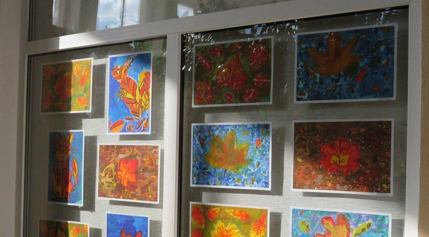 В школе искусств Энергодара открылась выставка юных художников