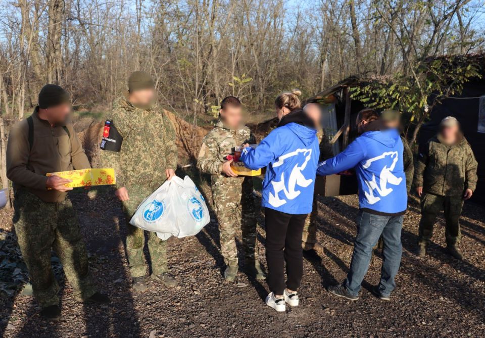 В Бердянском районе активисты партии организовали марафон гуманитарных акций к годовщине регионального отделения партии