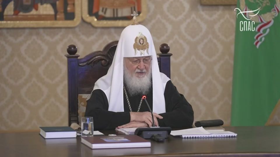 «Настало время экстраординарных мер по спасению семьи» / День Патриарха