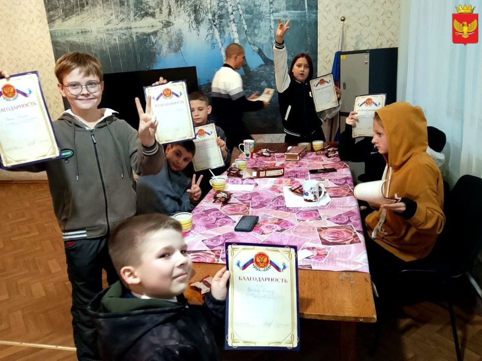 В преддверии Всемирного дня доброты, который приходится на 13 ноября, в Петровском сельском клубе состоялась захватывающая командная игра для местных ребят