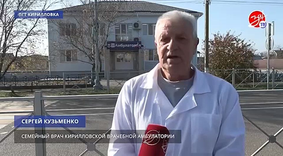 В микрорайон Степок поселка Кирилловка выехала бригада медиков