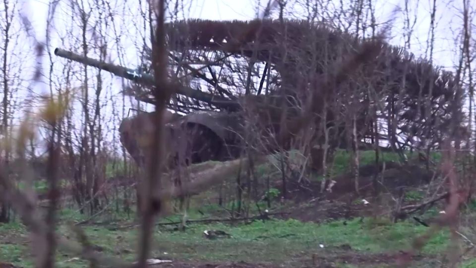 Танкисты разрушили опорные пункты ВСУ в районе Гуляйполя