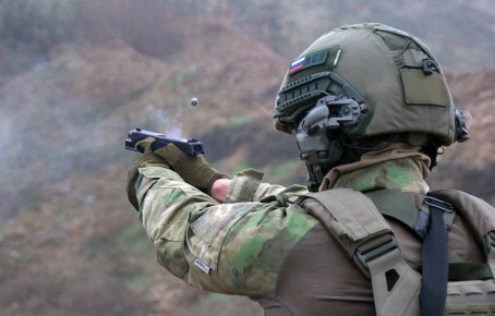 Бойцы СОБР и ОМОН Управления Росгвардии по Запорожской области прошли испытания на ведомственный знак отличия II степени