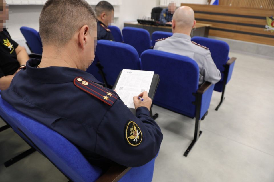 Сотрудники УФСИН России по Запорожской области проверили свои знания географии на «Географическом диктанте»