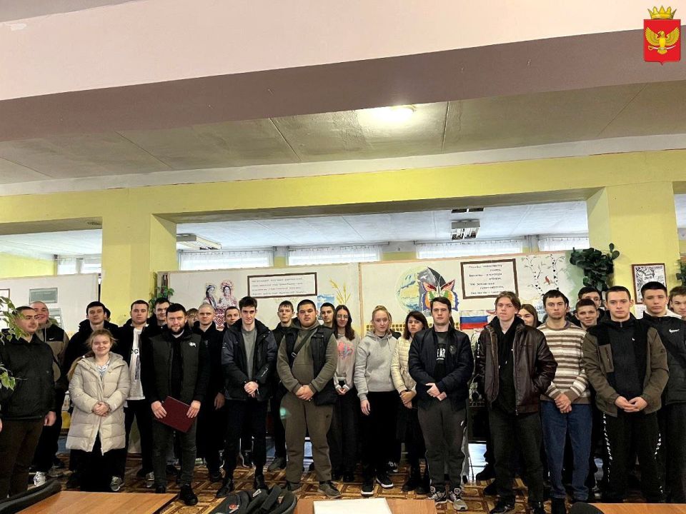 Начиная с 1988 года на 1 декабря приходится Всемирный день борьбы с СПИДом, который дает людям возможность объединиться в борьбе с ВИЧ-инфекциями