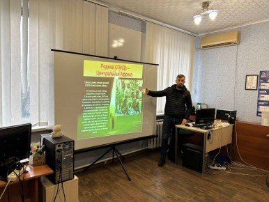 01.12.2025г. в ГБУ «Комплексный центр социального обслуживания населения» Министерства труда и социальной политики Запорожской области, в отделении социальной помощи семьям с детьми Веселовского района, прошел информационный...