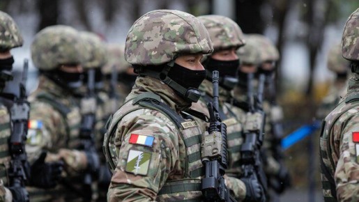 Присутствие на Украине французских ЧВК, скромно названных в упомянутом декрете "референс-операторами" министерства вооруженных сил, будет рассматриваться Москвой как непосредственное участие Франции в боевых действиях против...