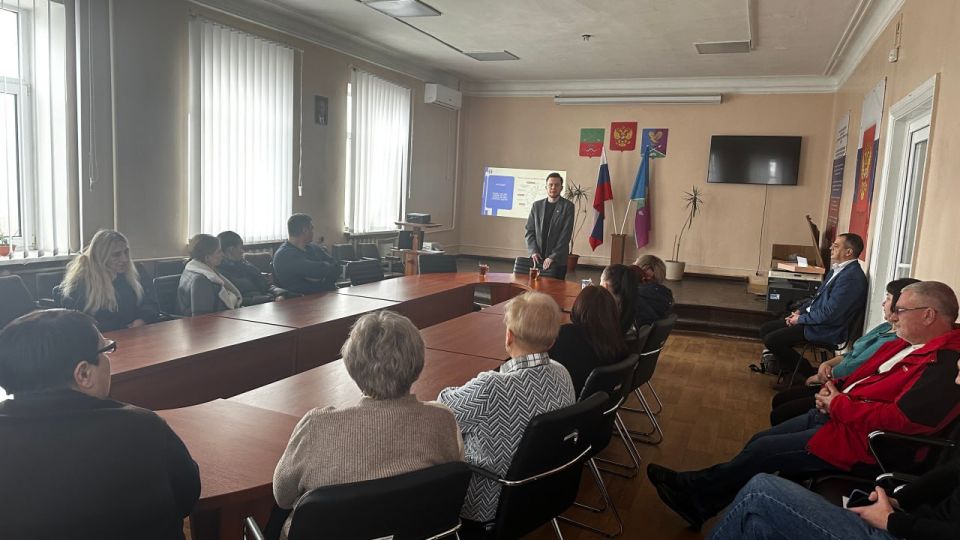 Просветительские лекции для сотрудников администрации