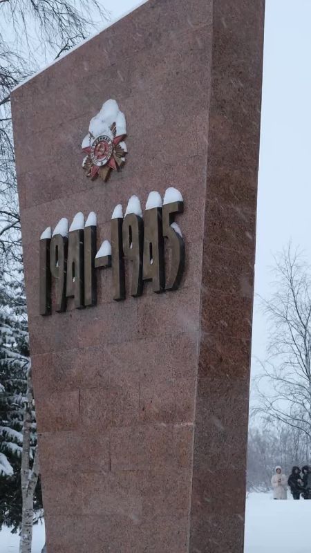 Ирина Гехт: Сегодня, 3 декабря, мы отмечаем одну из самых значимых памятных дат для нашей страны — День неизвестного солдата