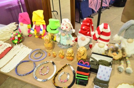   .        ,  ,          , ...