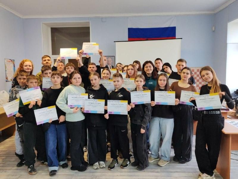 Ярославская область помогает развивать работу с молодежью в Акимовском округе