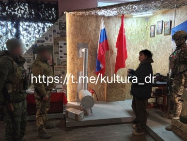 В Златопольском СДК прошла тематическая выставка, посвящённая событиям Специальной военной операции