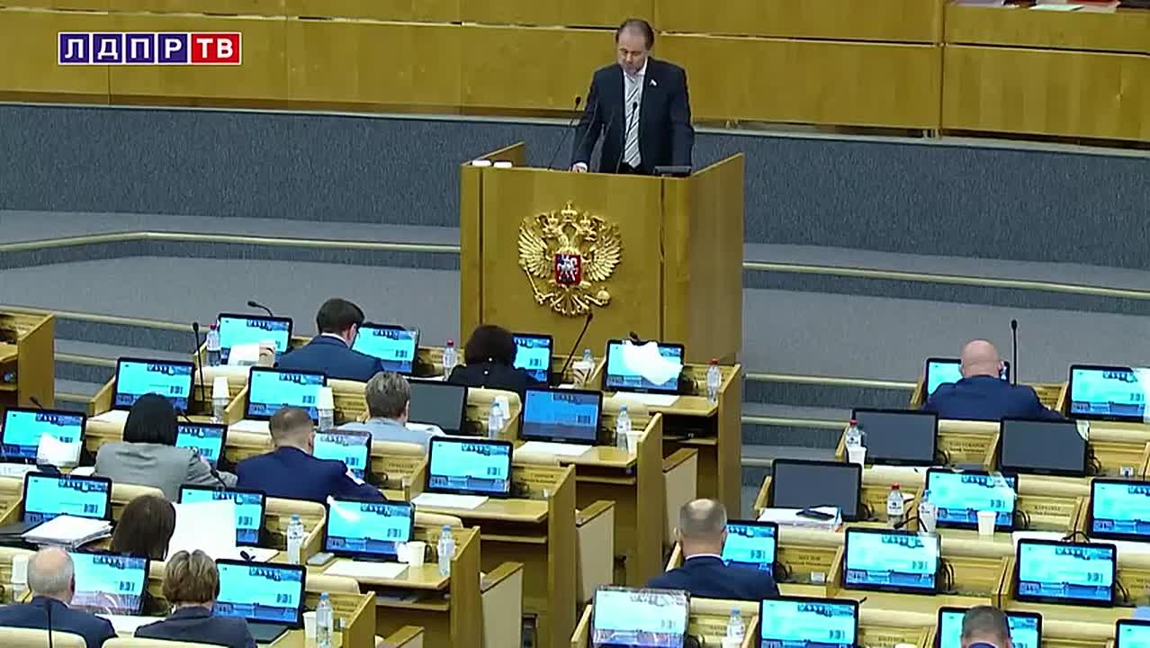 ЛДПР предлагает законодательно установить прямой запрет на опережающий рост платежей за ЖКХ