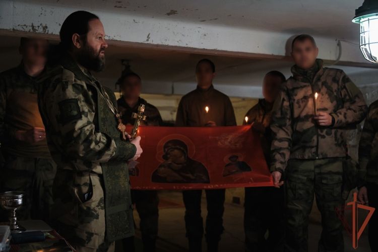 Военный священник провел богослужения для подразделений Росгвардии в Херсонской и Запорожской областях (видео)