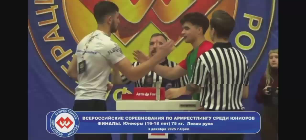 Успех Запорожской области на Всероссийских соревнованиях по армрестлингу