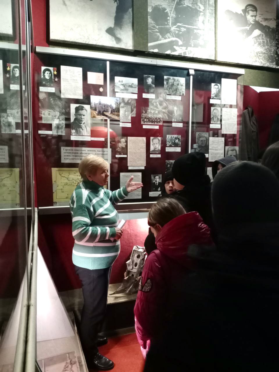 Михайловский музей провел экскурсию для школьников ко Дню Героев Отечества