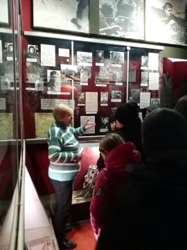 Михайловский музей провел экскурсию для школьников ко Дню Героев Отечества