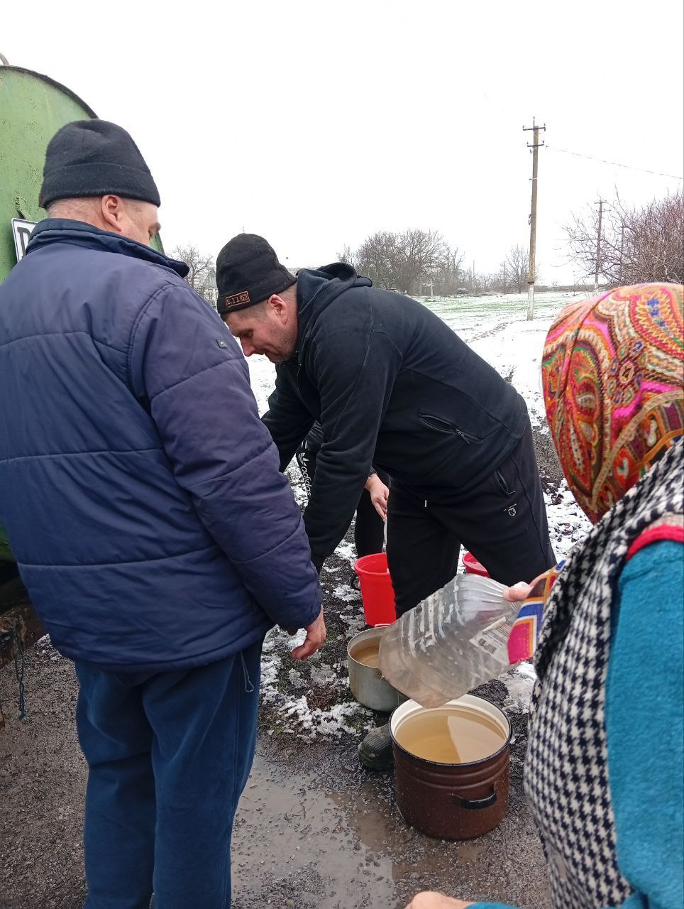 Любимовский территориальный отдел Администрации Михайловского муниципального округа и жители села Садовое выражают благодарность ИП Тригидько Виктору Евгеньевичу за оказанную помощь в подвозе воды
