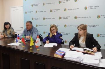 Под председательством первого заместителя Главы муниципального округа Дмитрия Беспалова в администрации состоялось очередное заседание Комиссии по делам несовершеннолетних и защите их прав