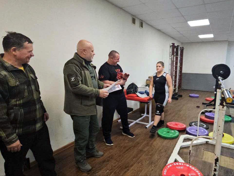 Михайловские спортсмены получили сертификаты участников установления рекорда России