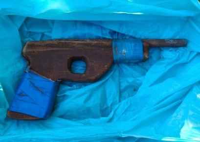 В Мелитопольском районе полицейские изъяли незаконно хранящееся самодельное огнестрельное оружие