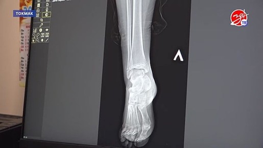 4 молодых врача усилили штат Токмакской районной больницы