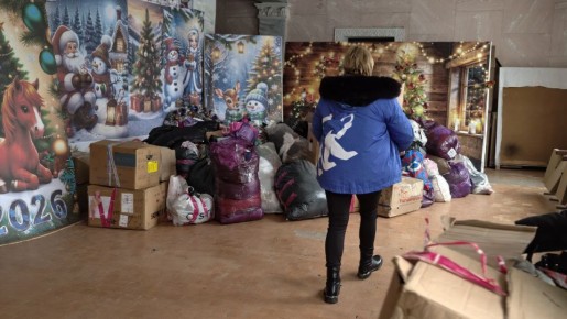 «Первая помощь» в Новопетровке: депутаты и казачество доставили гуманитарный груз