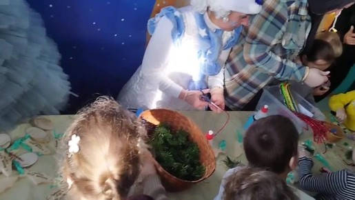 Творческие коллективы Рыбинского муниципального округа организовали для детей мастер-класс "С любовью от Рыбинской земли"