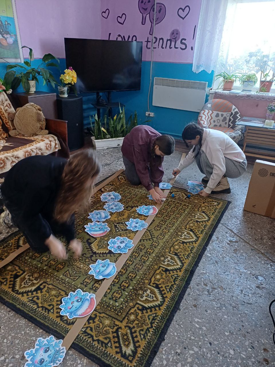 Сегодняшний день в Федоровском сельском доме культуры был по-настоящему особенным! В уютной и предпраздничной атмосфере наши дети с головой погрузились в волшебство подготовки к Новому году