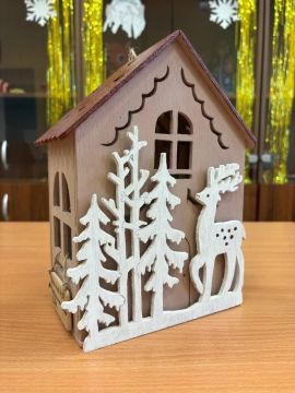 Новые работы поступили на конкурс новогодней ёлочной игрушки!