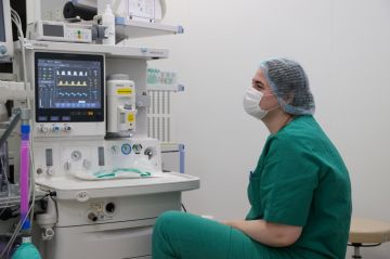 653 млн рублей выделят на зарплаты медработникам в новых регионах