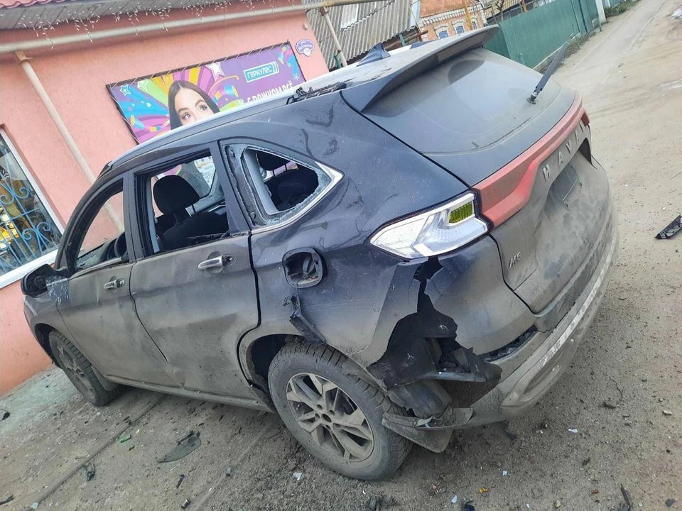 Несколько автомобилей повреждены при атаке ВСУ на запорожский город