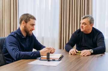 Сергей Золотарёв: Провёл сегодня важную рабочую встречу с руководителем Запорожского филиала Фонда «Защитники Отечества» Евгением Маркеловым