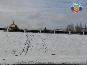 Доброе утро, друзья!. Сегодня День покорения вершин! Желаем вам смелости и решимости в достижении всех ваших целей
