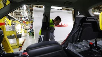 «Москвич» запустил в столице производство новой линейки кроссоверов