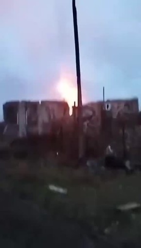 РСЗО "Град" работает по позициям противника на одном из направлении в зоне СВО