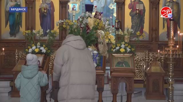По благословению Святейшего Патриарха Московского и всея Руси Кирилла в Бердянск прибыл ковчег с частицей мощей святого апостола Андрея Первозванного