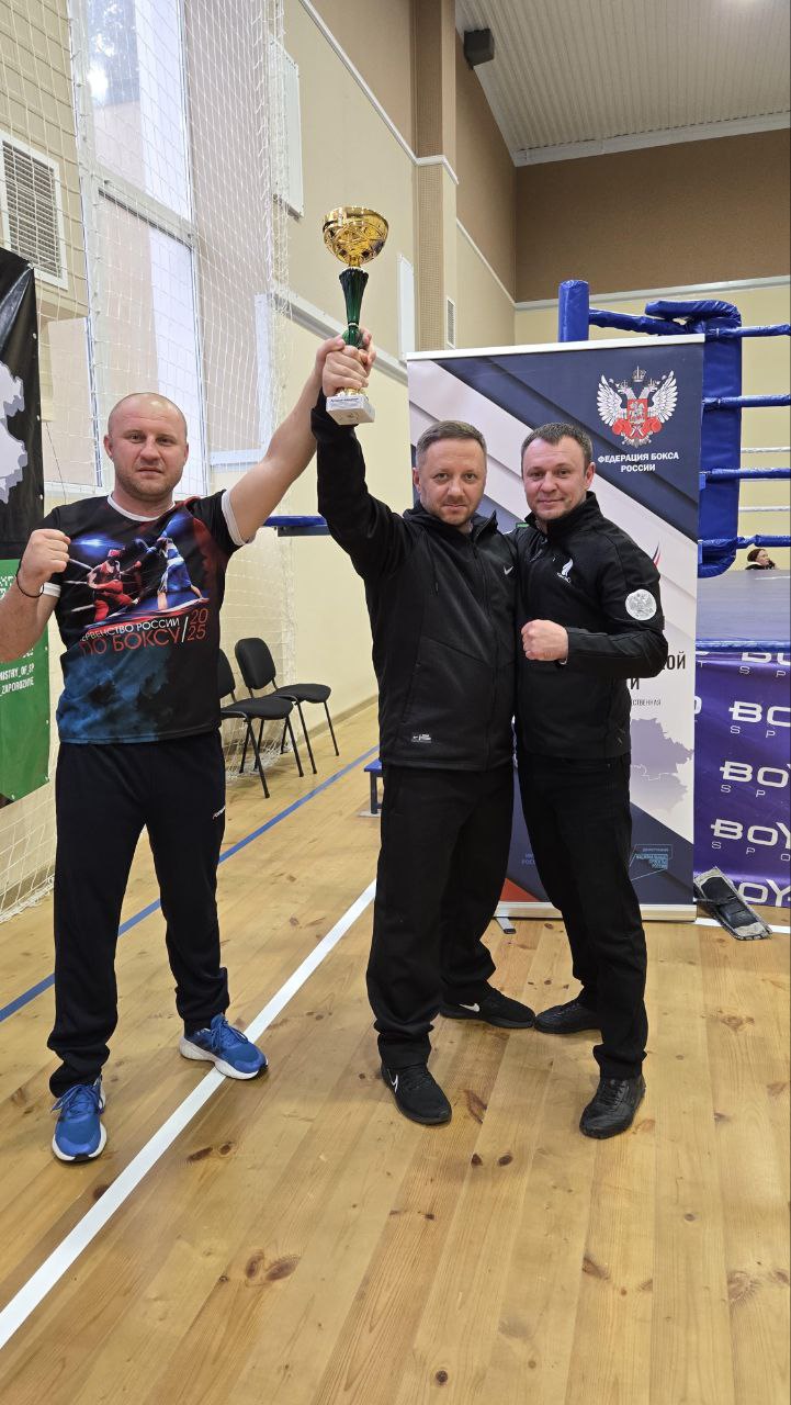 Сегодня свой день рождения отмечает главный тренер Федерации бокса Запорожской области Романенко Игорь Юрьевич