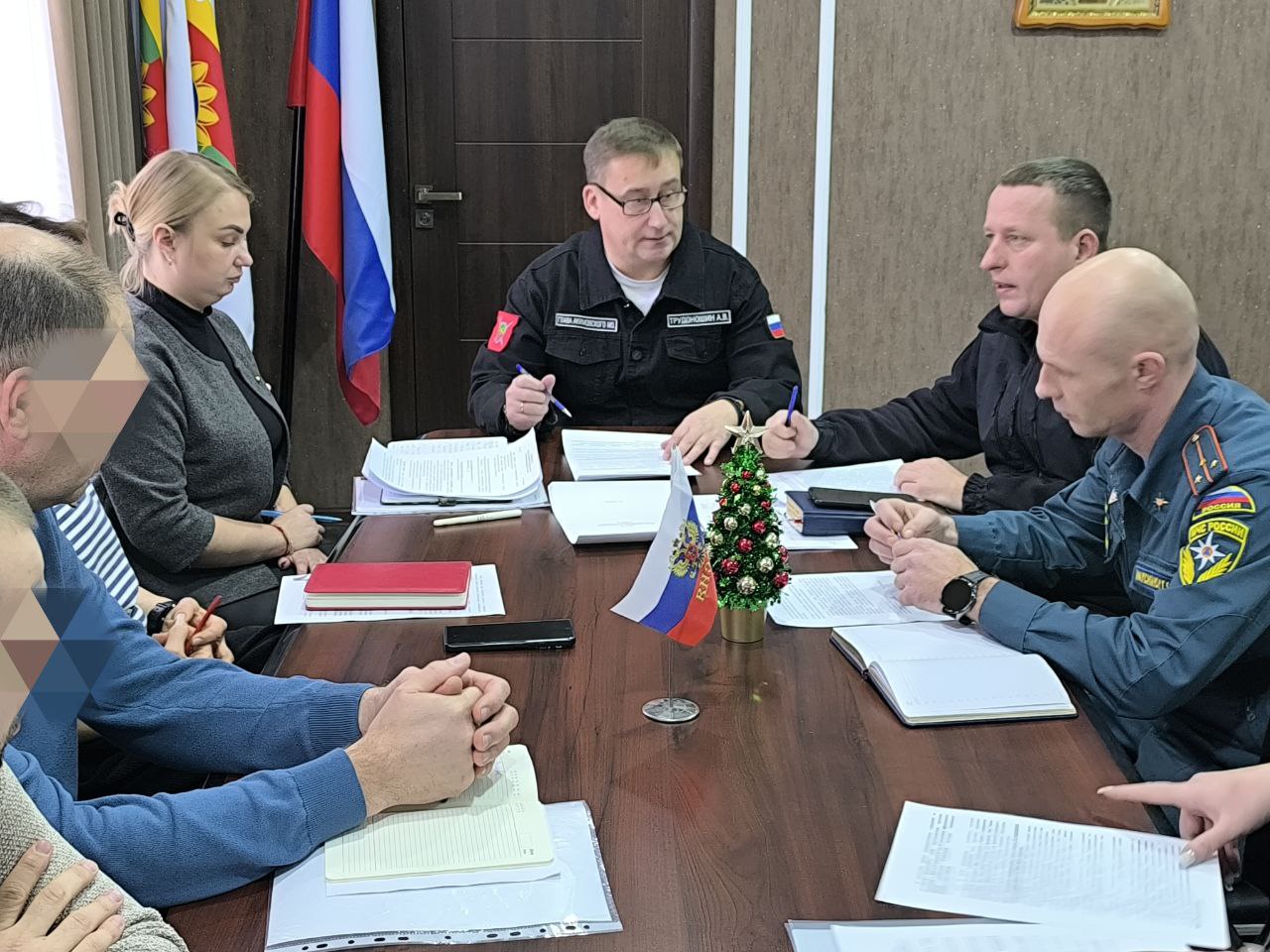 Александр Трудоношин: Новогодние и рождественские праздники на территории Акимовского муниципального округа должны пройти с соблюдением всех (!) мер безопасности