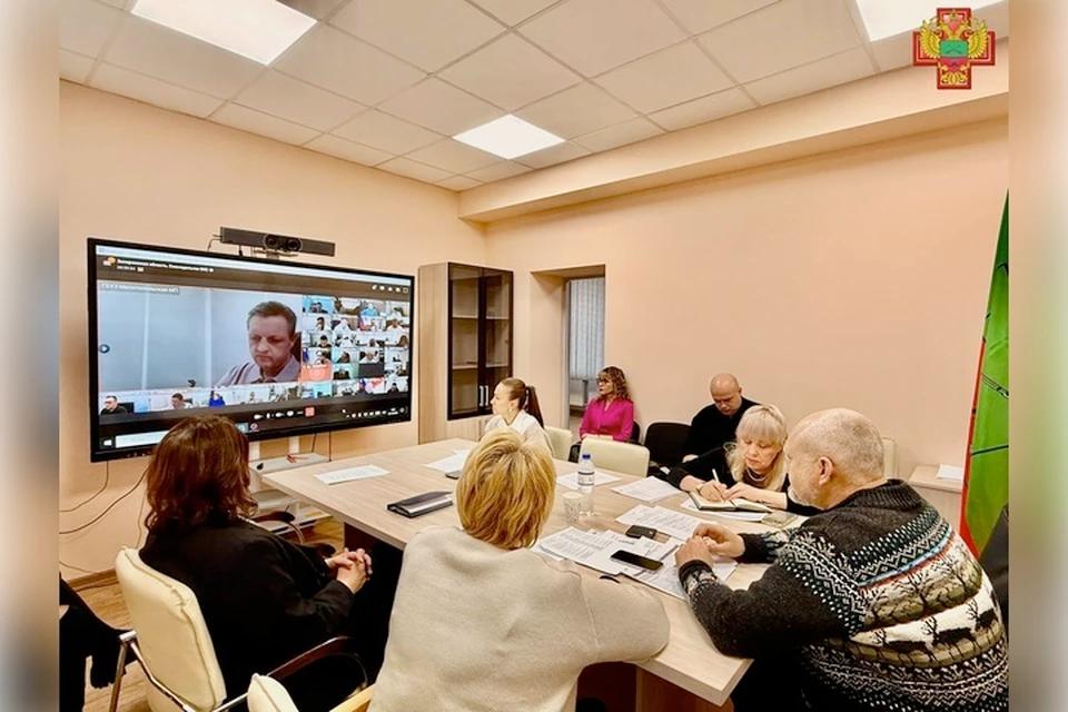 Запорожские поликлиники на праздниках будут работать до 14 часов