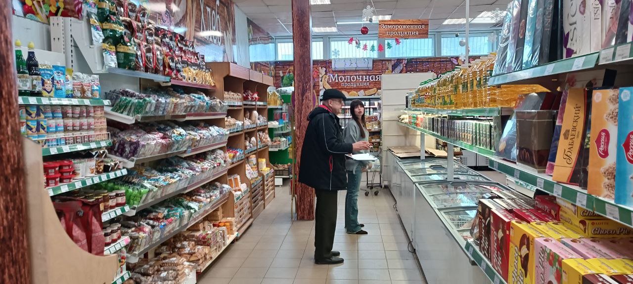 Сотрудники Минпромторга Запорожской области провели мониторинг цен на социально значимые товары в Энергодаре