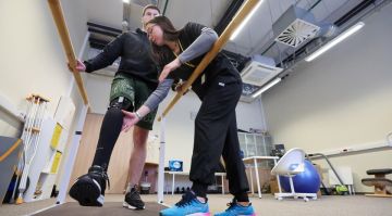 ����� ��������� ���� ��������� � ������ ����������� ������� � �������������