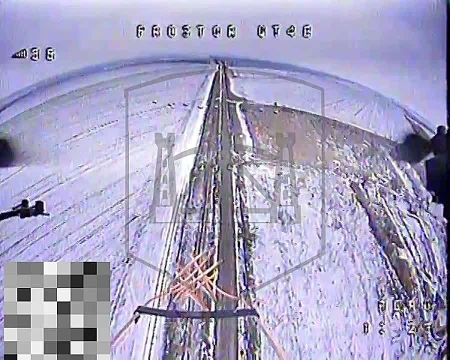 Район н.п.Орехов. Оператор ударного дрона 1429 полка ликвидировал автомобиль и боевиков ВСУ