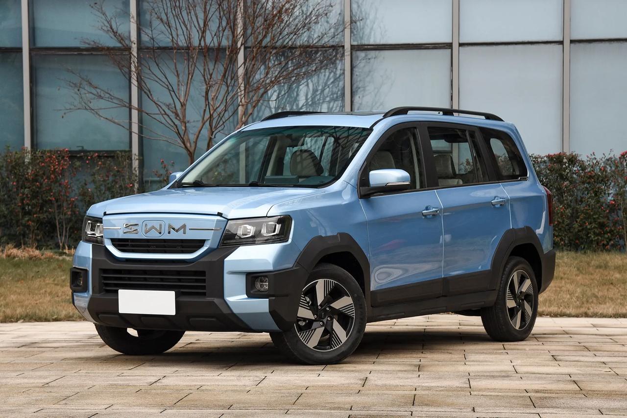 В Калининграде запустят полный цикл выпуска китайских кроссоверов SWM