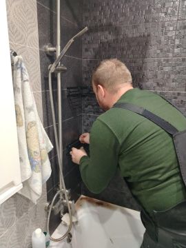 Аварийная бригада из Карелии продолжает помогать жителям Васильевки