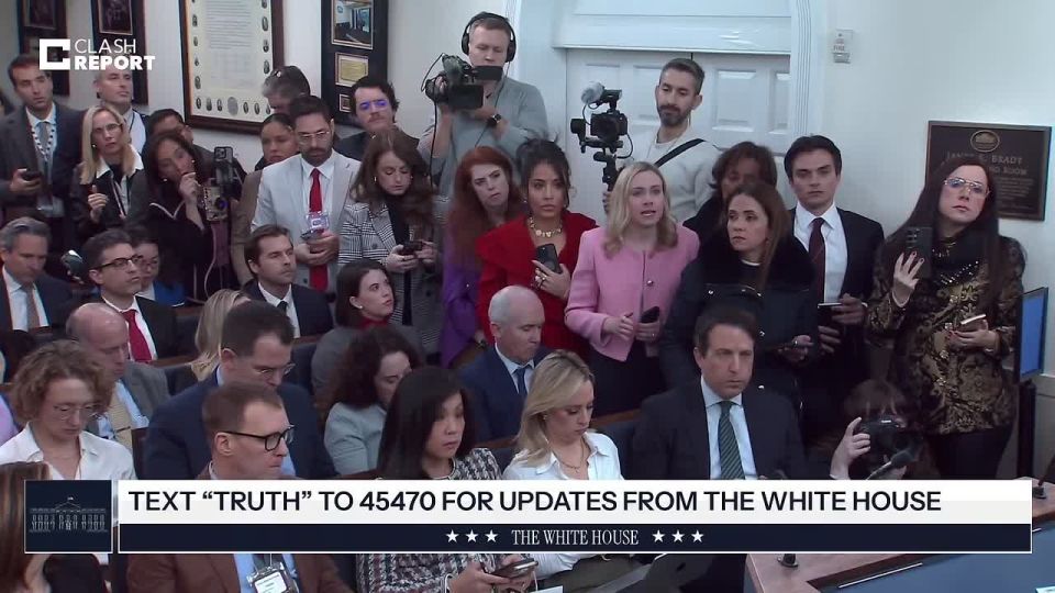 Планы Европы по отправке войск в Гренландию не меняют решение Трампа завладеть островом — Белый дом