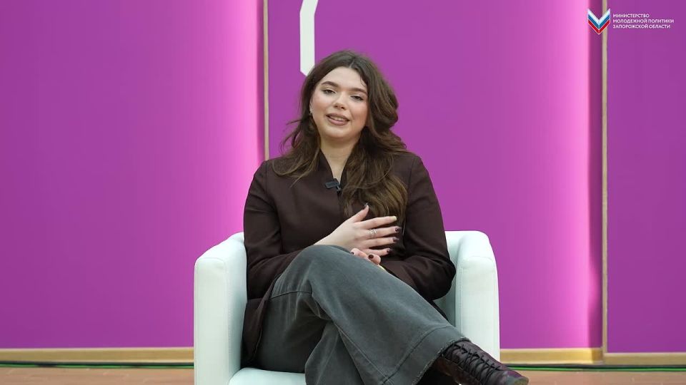 Нести добро через творчество: интервью с Алиной Безверхней