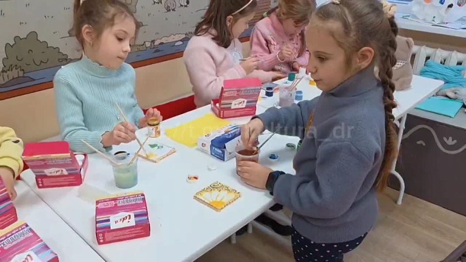 В Детском музейном центре прошло увлекательное занятие перед мастер-классом по изготовлению кормушек для птиц!