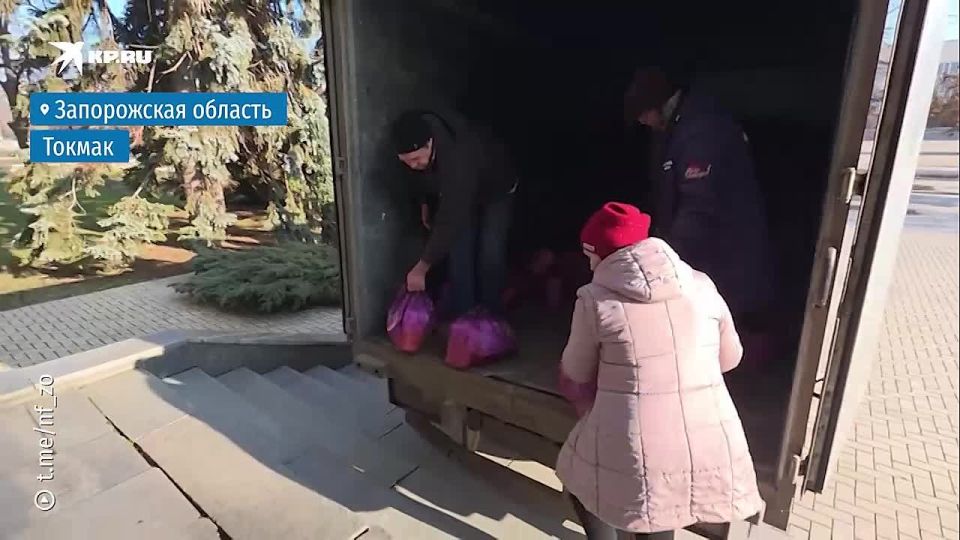 До 20 прилетов около дома: В Токмаке живут сотни переселенцев, спасшихся от обстрелов ВСУ